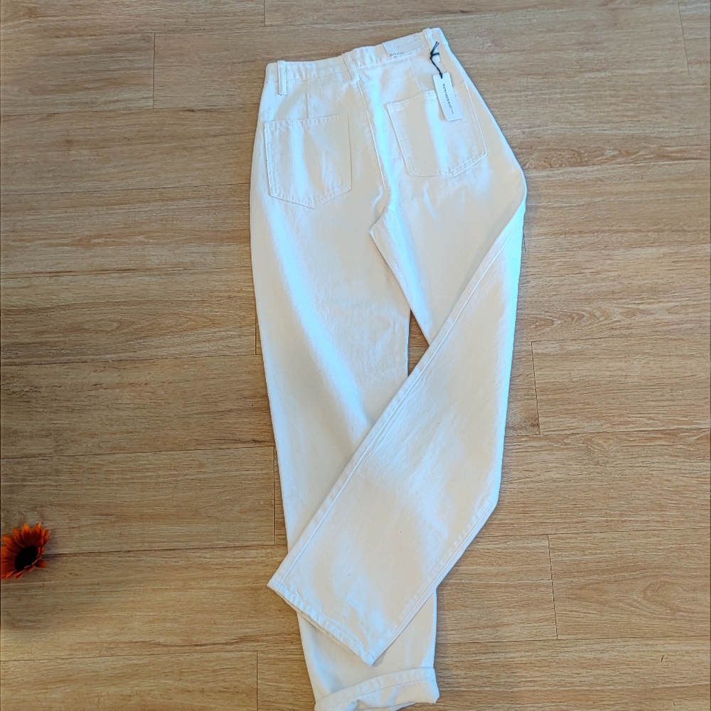 🤍🆕🤍 NWT WEWOREWHAT Mom Jeans - Picture 8 of 16